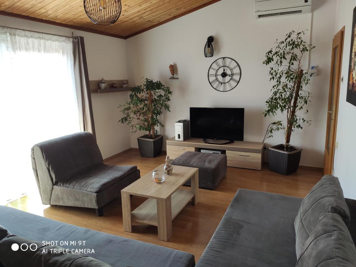 Apartment Burich Makarska Exterior foto