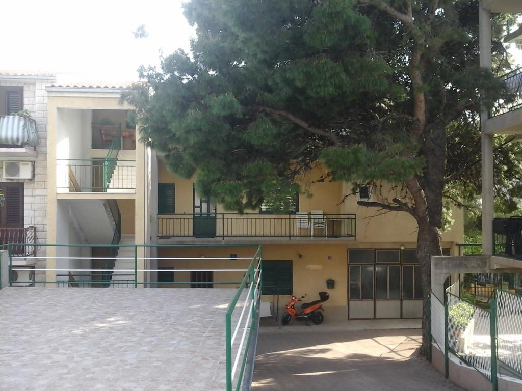 Apartment Burich Makarska Exterior foto